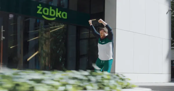 Store management and data analytics mobile app for Żabka’s franchisees